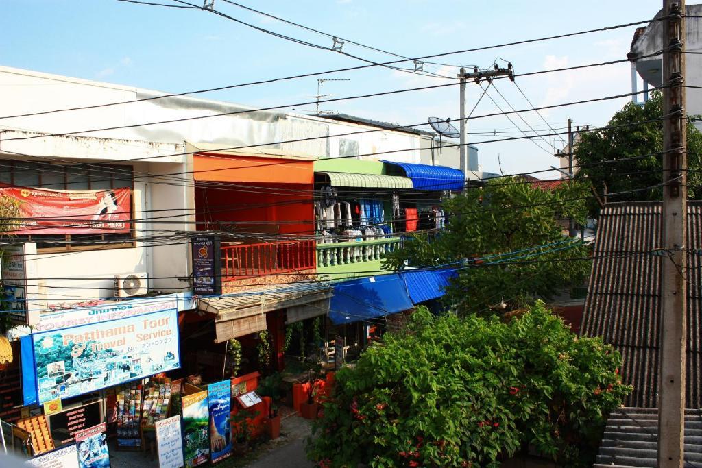 Tri Gong Hotel - SHA Extra Plus Chiang Mai Esterno foto