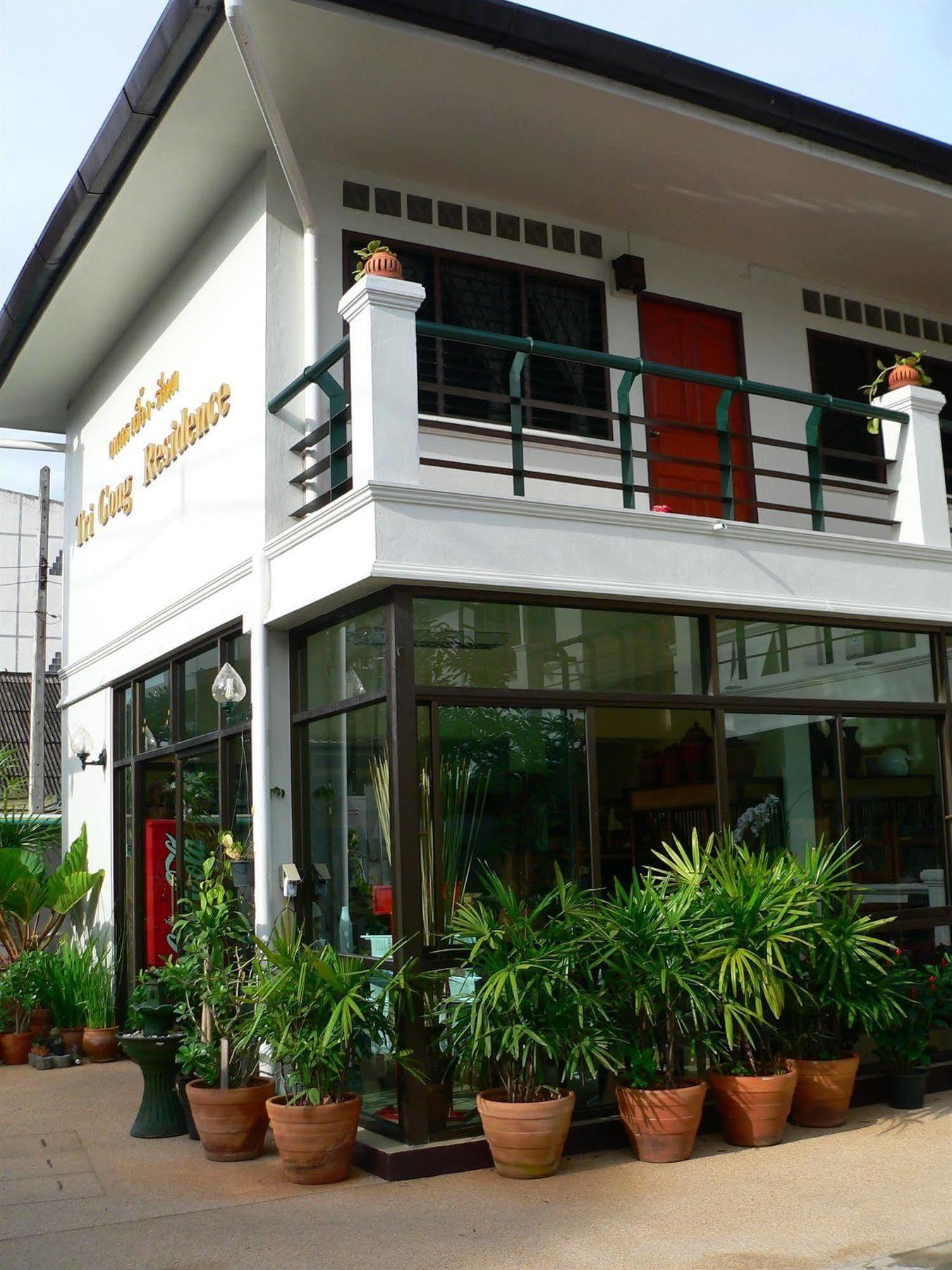 Tri Gong Hotel - SHA Extra Plus Chiang Mai Esterno foto