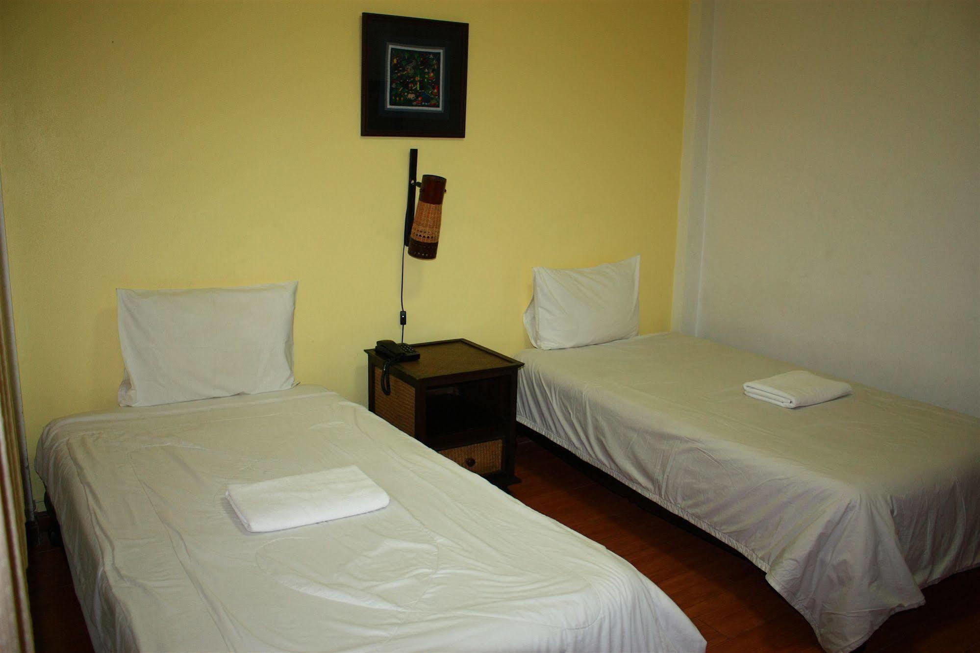 Tri Gong Hotel - SHA Extra Plus Chiang Mai Esterno foto