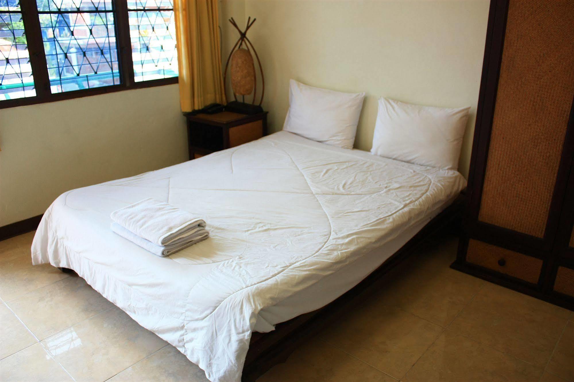 Tri Gong Hotel - SHA Extra Plus Chiang Mai Esterno foto